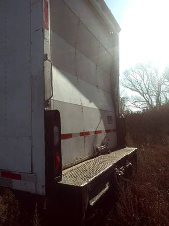 2004 FREIGHTLINER M2 BOX TRUCK (26 FOOT ) WITH LIFTGATE - cars &... for sale in New Haven, CT – photo 6