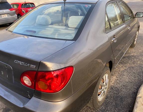 2004 Toyota Corolla LE - cars & trucks - by dealer - vehicle... for sale in Des Plaines, IL – photo 6
