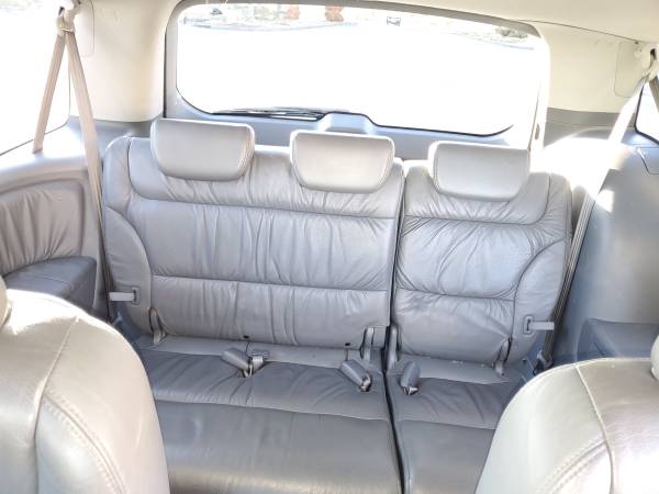 2006 Honda Odyssey V6 170,000 miles !super clean! - cars & trucks -... for sale in Bloomfield, CT – photo 16