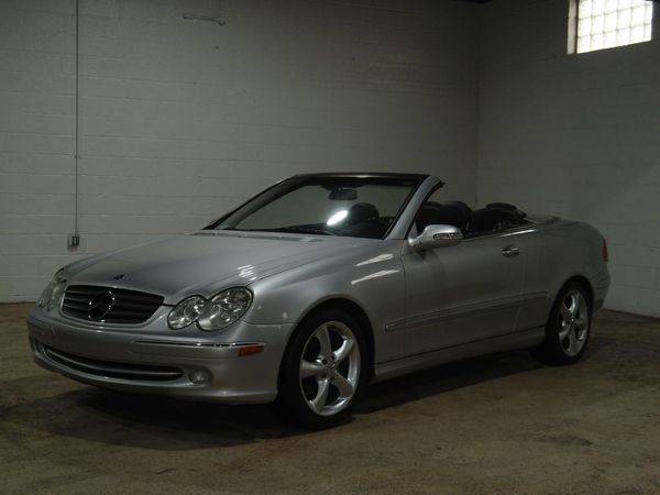 2005 MERCEDES-BENZ CLK 320 - FINANCING AVAILABLE-Indoor Showroom! for sale in PARMA, OH – photo 19