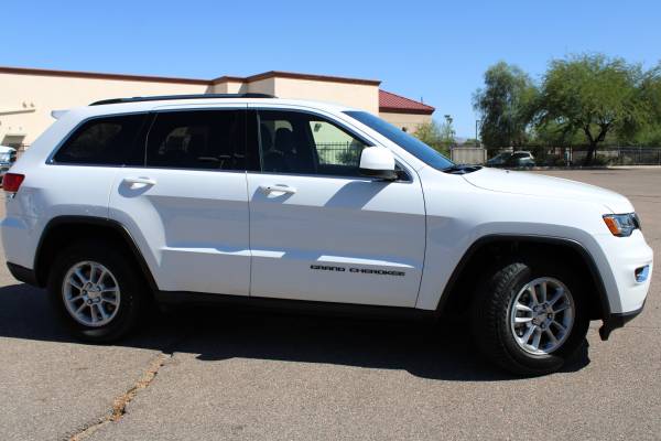2018 Jeep Grand Cherokee LaredoStock #:T0075 for sale in Mesa, AZ – photo 10