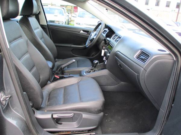 2012 Volkswagen Jetta SE Hot Deal/Drives great & Clean Title for sale in Roanoke, VA – photo 16