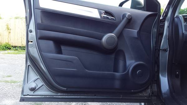2011 Honda CR-V SE AWD (FREE CARFAX! RUNS AND DRIVES LIKE NEW!!!) -... for sale in Rochester , NY – photo 15