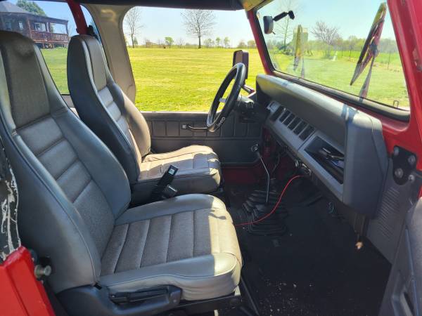 1994 jeep wrangler for sale in Brookline, MO – photo 3