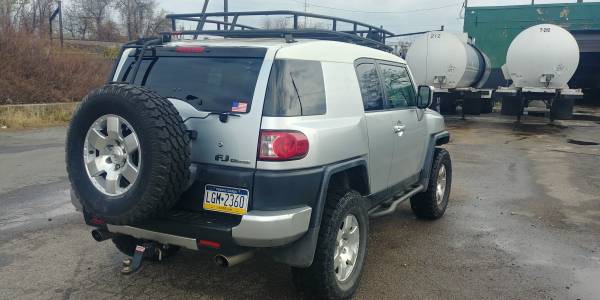 2007 Toyota FJ Cruiser - cars & trucks - by owner - vehicle... for sale in Blue Bell, PA – photo 6
