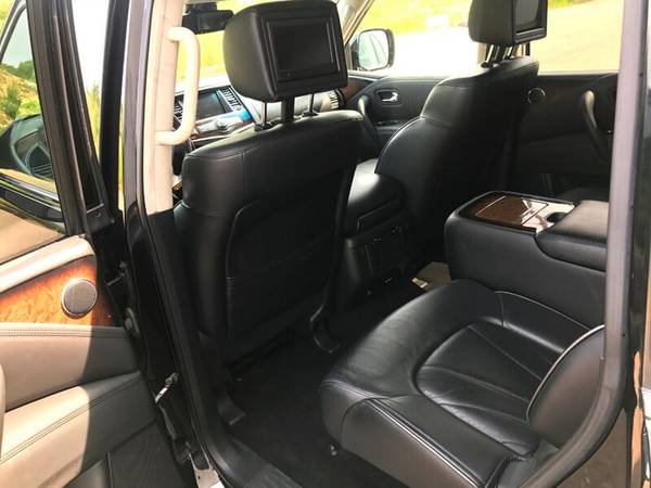 2011 Infiniti QX56 - AWD ** 2 Dvds ** Sunroof ** NAVI ** 3rd Row Seati for sale in Madison, WI – photo 18