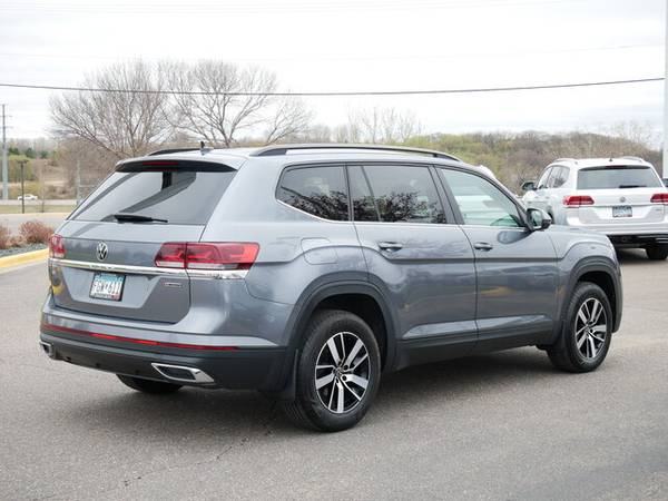 2021 Volkswagen VW Atlas 2 0T SE - - by dealer for sale in Inver Grove Heights, MN – photo 8