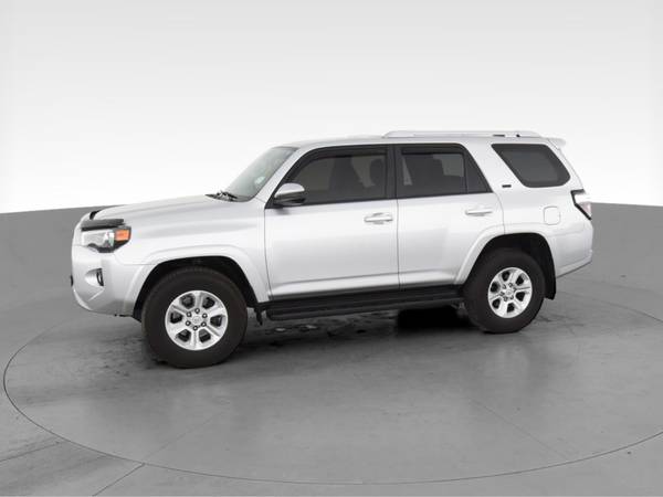 2017 Toyota 4Runner SR5 Sport Utility 4D suv Silver - FINANCE ONLINE... for sale in Arlington, District Of Columbia – photo 4