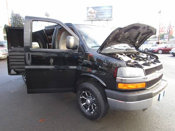 2013 Chevrolet Express Cargo Van 2500 PANEL BLACK 1 OWNER SO CLEAN for sale in Milwaukie, OR – photo 23