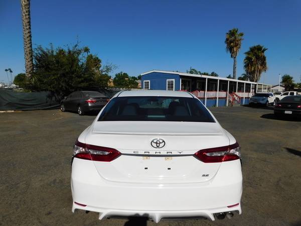 2018 Toyota Camry SE for sale in Santa Ana, CA – photo 5