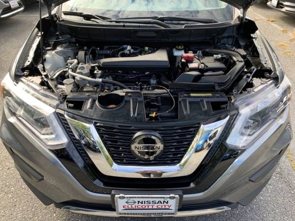 2018 Nissan Rogue SV for sale in Ellicott City, MD – photo 12