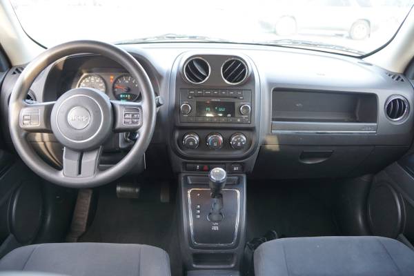2011 JEEP PATRIOT SPORT - ALL POWERS COLD A/C AUX Guar for sale in Honolulu, HI – photo 14