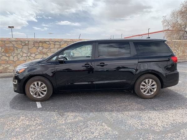 2019 Kia Sedona LX van - - by dealer - vehicle for sale in El Paso, TX – photo 4