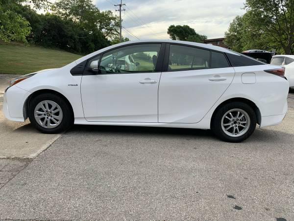 2016 TOYOTA PRIUS!HYBRID!! - cars & trucks - by owner - vehicle... for sale in Glenview, IL – photo 8