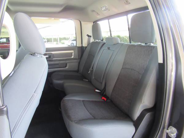 2015 RAM 2500 CREW CAB SHORTY LIFTED 6 4 HEMI 4X4 ON 37 S - cars & for sale in Phoenix, AZ – photo 19