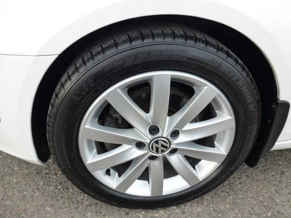 2011 Volkswagen Jetta TDI Wagon 85, 000 Miles Heated Seats - cars & for sale in Bozeman, MT – photo 19