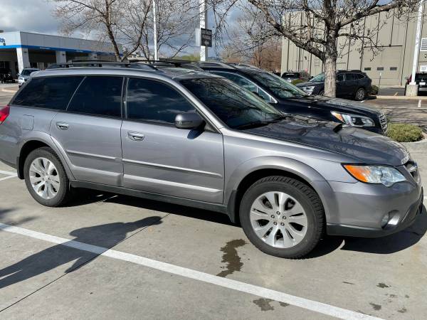 SUPER CLEAN LEATHER 2009 Turbo Subaru Outback XD LTD - 7, 750 - cars for sale in Fort Collins, CO – photo 2
