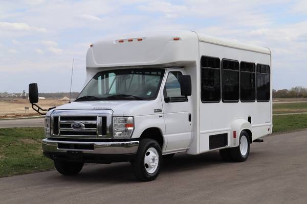 2014 Ford E-350 10 Passenger Paratransit Shuttle Bus for sale in Crystal Lake, IA – photo 2