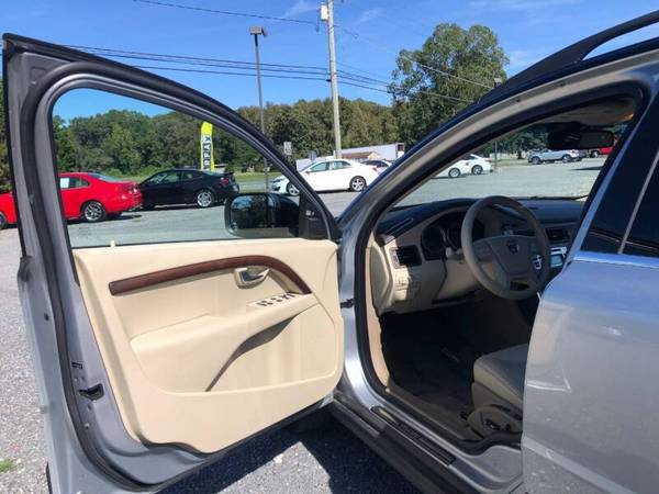 *2011 Volvo XC70- I6* Heated Leather, Sunroof, Roof Rack, Books,... for sale in Dagsboro, DE 19939, MD – photo 8