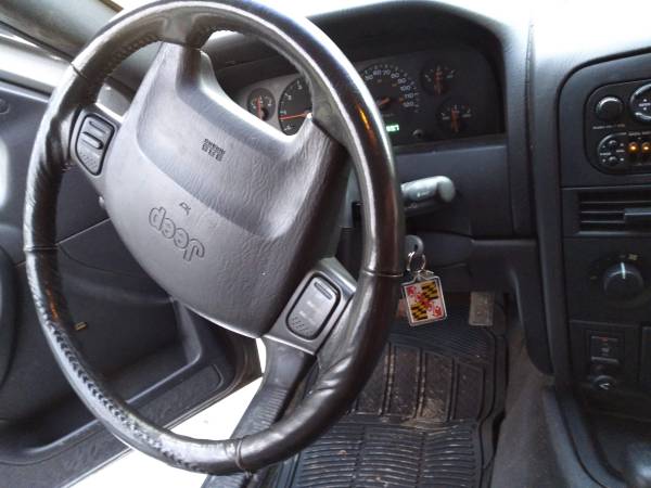 2000 Jeep Grand Cherokee Laredo 4x4 for sale in Frederick, MD – photo 8