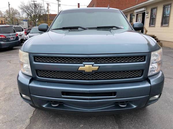 2011 Chevrolet Chevy Silverado 1500 Crew Cab 143 5 WB 4WD Z71 CALL for sale in Cleveland, OH – photo 2