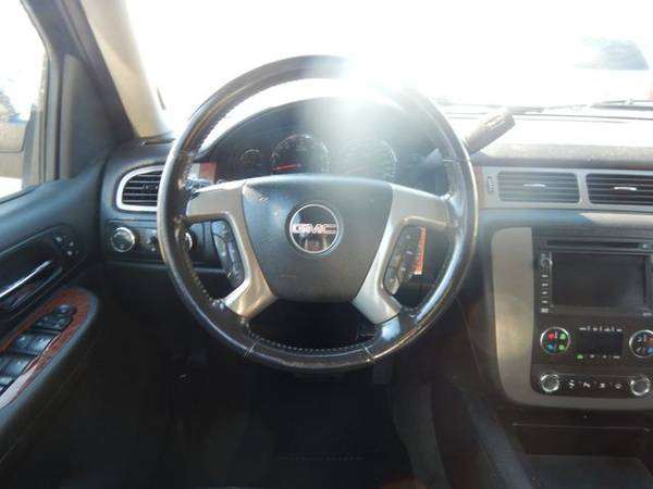 2008 GMC Yukon SLT W/4SB - Finance Here! Low Rates Available! - cars... for sale in Oakdale, WI – photo 21