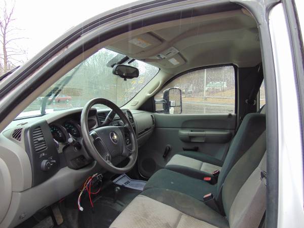2007 Chevrolet Silverado 2500HD - - by dealer for sale in Waterbury, CT – photo 13