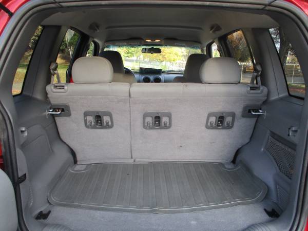 2006 Jeep Liberty, 4x4, auto, 3.7 6cyl. loaded, smog, IMMACULATE!! -... for sale in Sparks, NV – photo 17