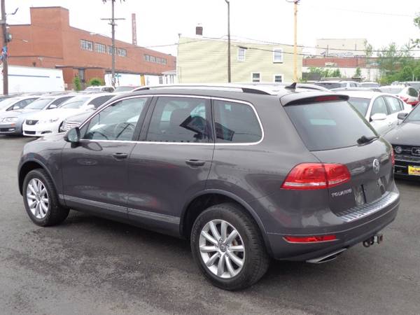 2012 Volkswagen Touareg TDI Sport w/Navigation VA DEALERSHIP for sale in Richmond , VA – photo 4
