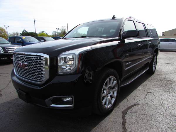 2016 GMC YUKON DENALI XL**SUPER CLEAN**LOW MILES**FINANCING AVAILABLE* for sale in redford, MI – photo 4