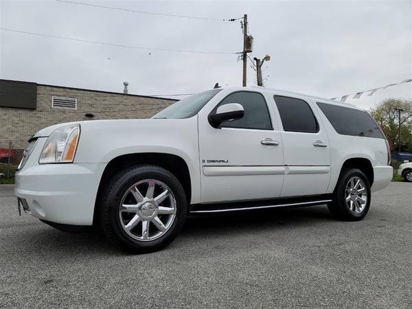 2007 GMC YUKON XL DENALI 4x4 $995 Down Payment - cars & trucks - by... for sale in Temple Hills, District Of Columbia