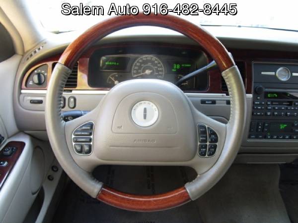 2003 Lincoln Town Car CARTIER - SUNROOF - LEATHER AND HEATED SEATS -... for sale in Sacramento , CA – photo 8