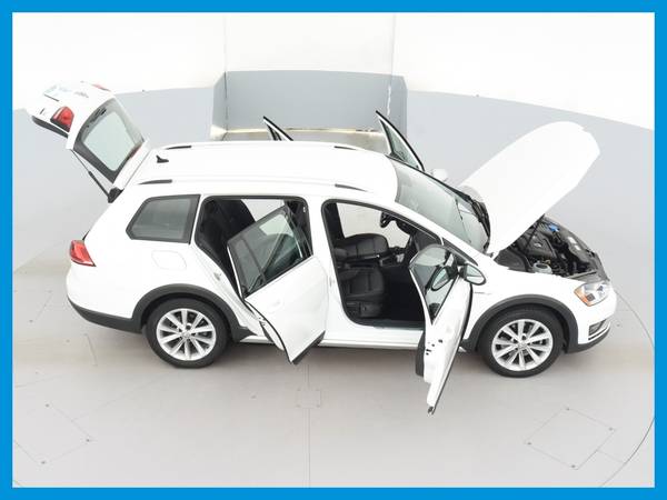 2017 VW Volkswagen Golf Alltrack TSI S Wagon 4D wagon White for sale in Other, OR – photo 20