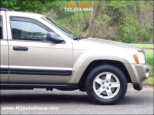 2006 Jeep Grand Cherokee Laredo 4dr SUV 4WD w/Front Side Airbags for sale in East Brunswick, NY – photo 24