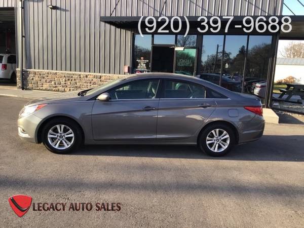 2011 HYUNDAI SONATA GLS - cars & trucks - by dealer - vehicle... for sale in Jefferson, WI – photo 3