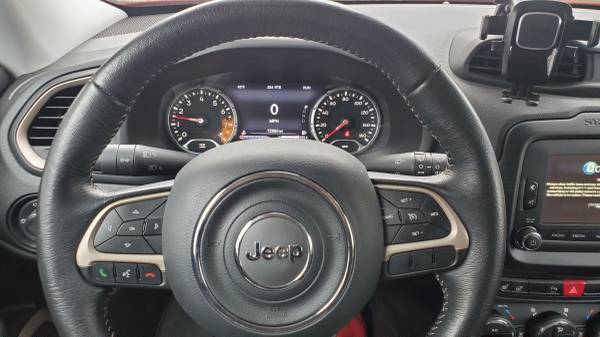 2015 Jeep Renegade (pending) for sale in Fayetteville, NC – photo 9