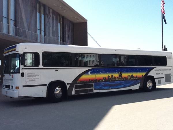 2000 Bluebird Coach Bus for sale in Lannon, WI – photo 2