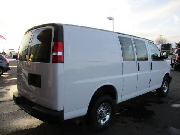 2019 CHEVROLET EXPRESS G2500 - - by dealer - vehicle for sale in Forest Lake, MN – photo 4