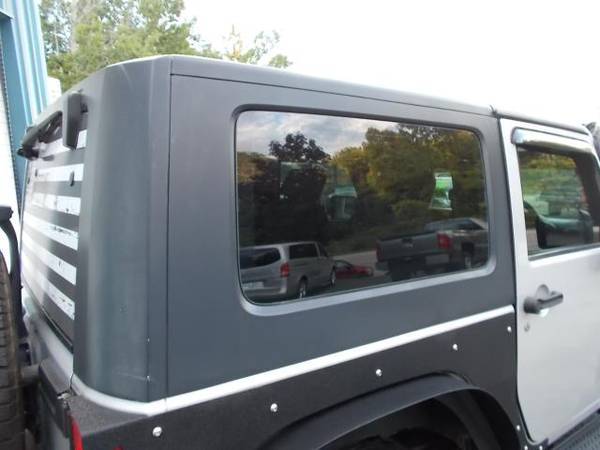 2008 Jeep Wrangler 4WD 2 DOOR RIGHT HAND DRIVE - cars & trucks - by... for sale in Cohoes, MA – photo 21