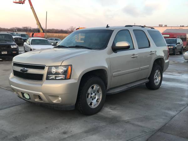 2008 Chevy Tahoe - - by dealer - vehicle automotive sale for sale in Lincoln, NE – photo 4