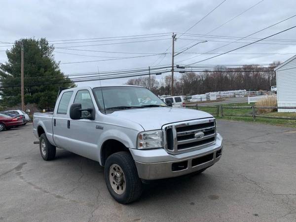 2005 Ford Super Duty F-250 F250 F 250 Crew Cab 156 XLT 4WD - cars & for sale in East Windsor, MA – photo 2