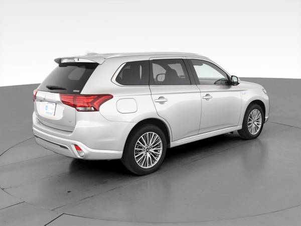 2020 Mitsubishi Outlander PHEV GT Sport Utility 4D suv Silver - -... for sale in San Diego, CA – photo 11