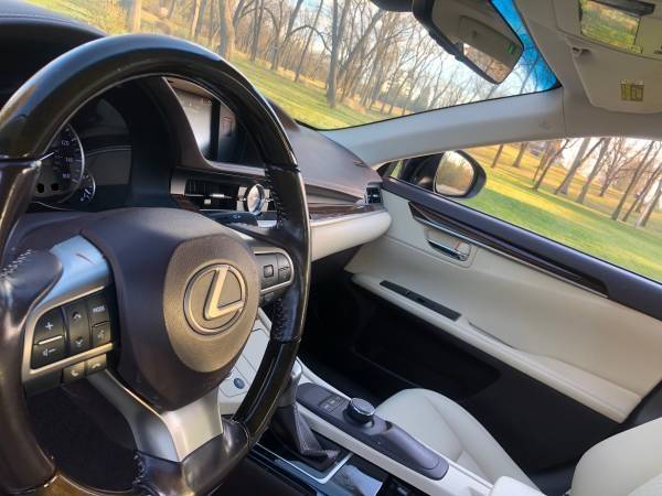 2017 Lexus ES350 45,291 miles One Owner - cars & trucks - by dealer... for sale in Downers Grove, IL – photo 5