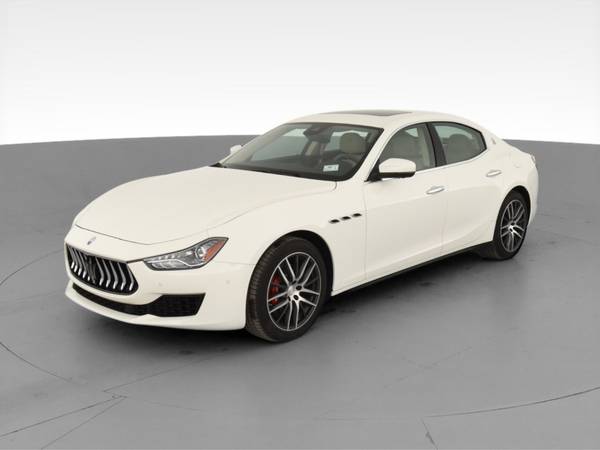 2019 Maserati Ghibli Sedan 4D sedan White - FINANCE ONLINE - cars &... for sale in Van Nuys, CA – photo 3