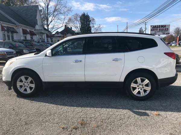 2011 CHEVROLET TRAVERSE AWD V6 AUTOMATIC 150.000 MILES - cars &... for sale in Thomasville, NC – photo 6