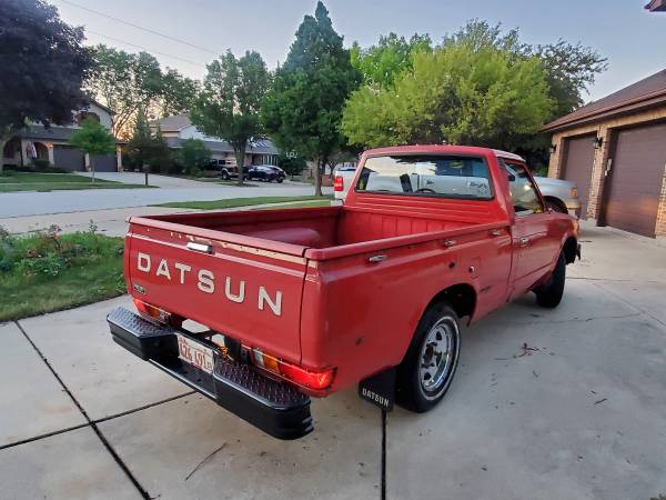 1980 Datsun/Nissan 720 Truck - cars & trucks - by owner - vehicle... for sale in Villa Park, IL – photo 2