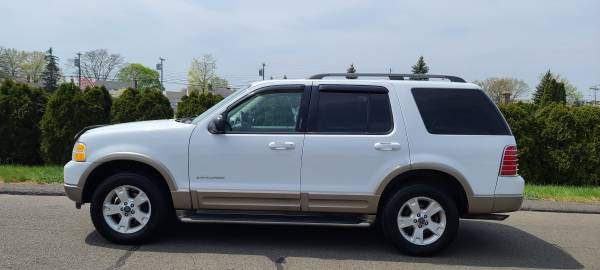04 Ford Explorer AWD Eddie Bauer 156k/ - by for sale in East Hartford, CT – photo 8