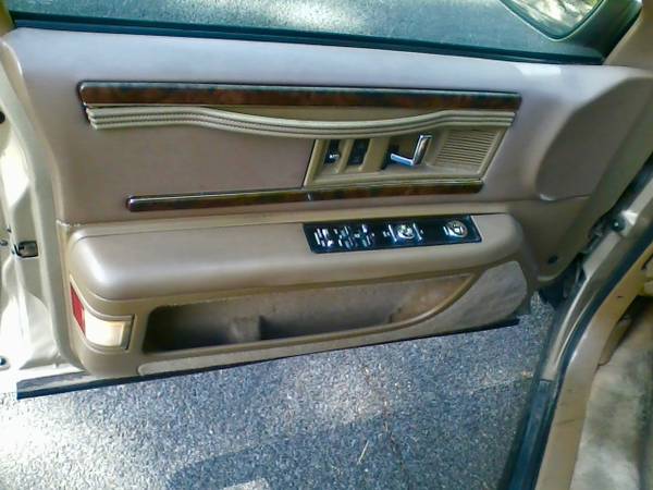 1995 Roadmaster Station Wagon - Loaded - cars & trucks - by owner -... for sale in Clarkdale, AZ – photo 7