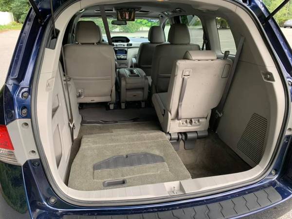 2015 Honda Odyssey EXL - Low Miles - Loaded ! - - by for sale in Tyngsboro, NH – photo 19