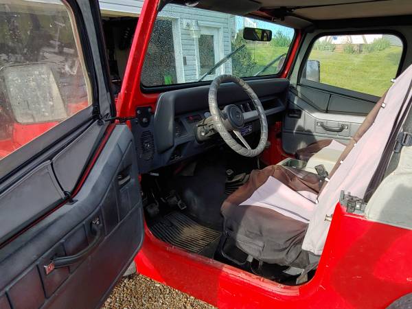 1995 Jeep Wrangler for sale in Ava, IL – photo 3